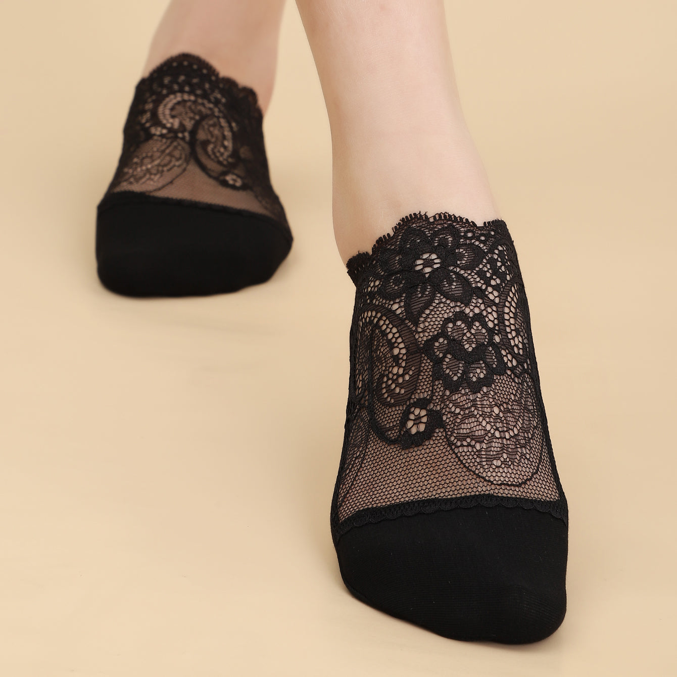 Women's Hidden Boat Socks with Floral Lace Trim, 3 Pairs