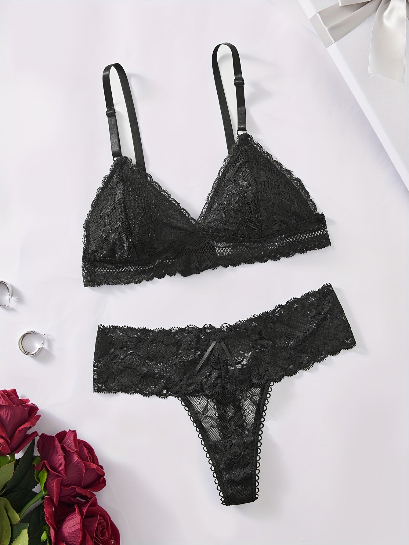 Elegant Lace Lingerie Set - Wireless Bra & Non-Transparent Panties