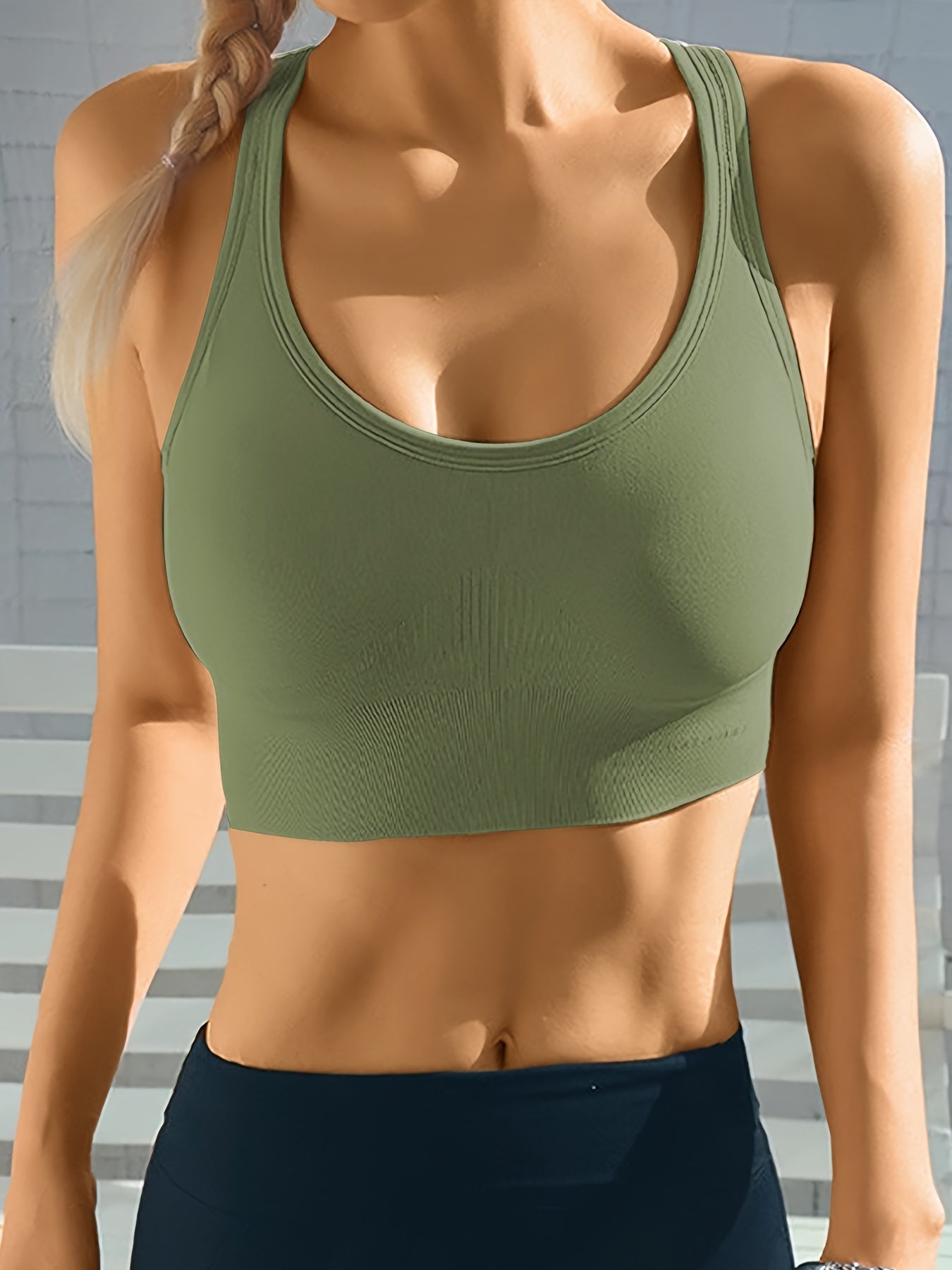 Wireless Sports Bra, Comfortable & Shockproof Push-Up Design