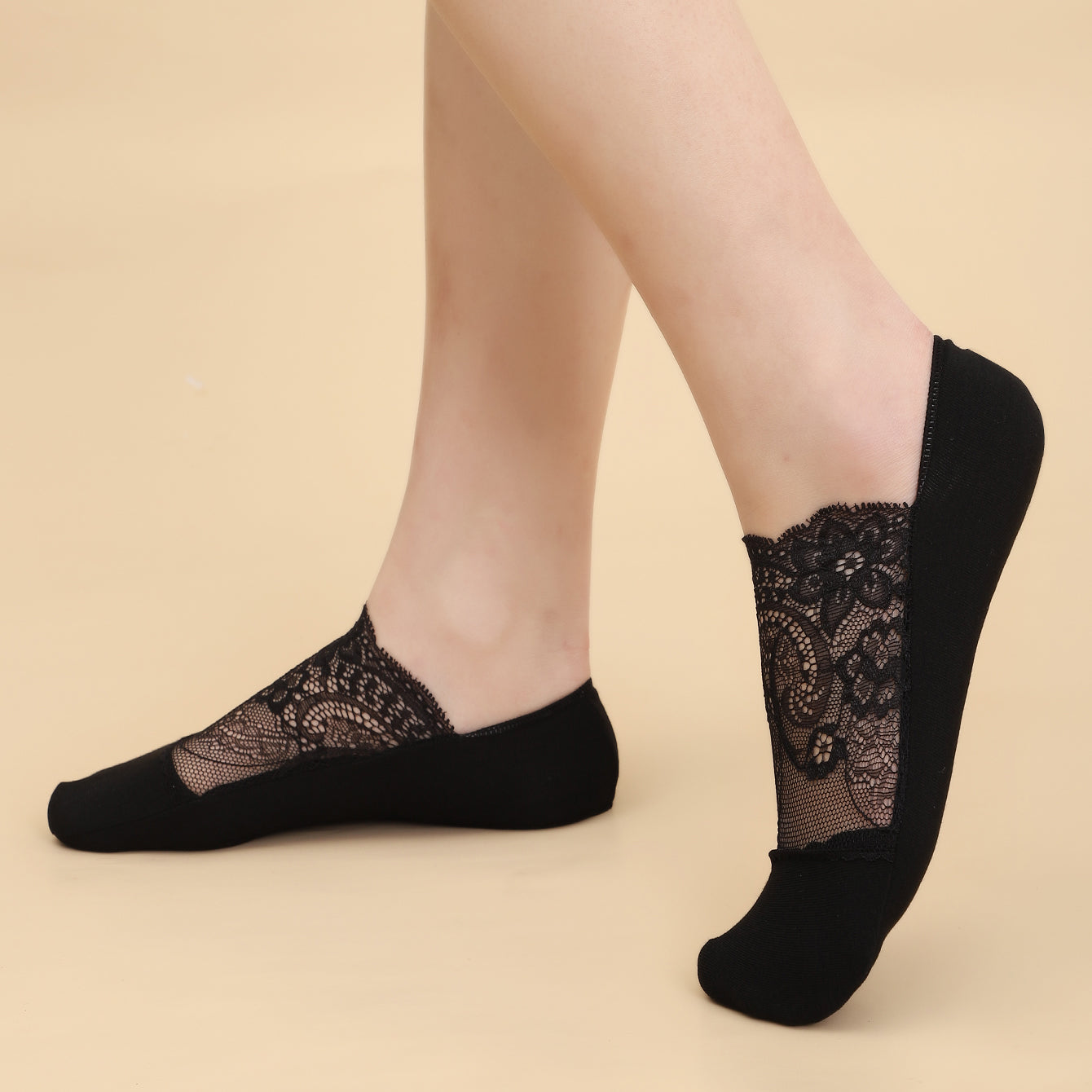 Women's Hidden Boat Socks with Floral Lace Trim, 3 Pairs