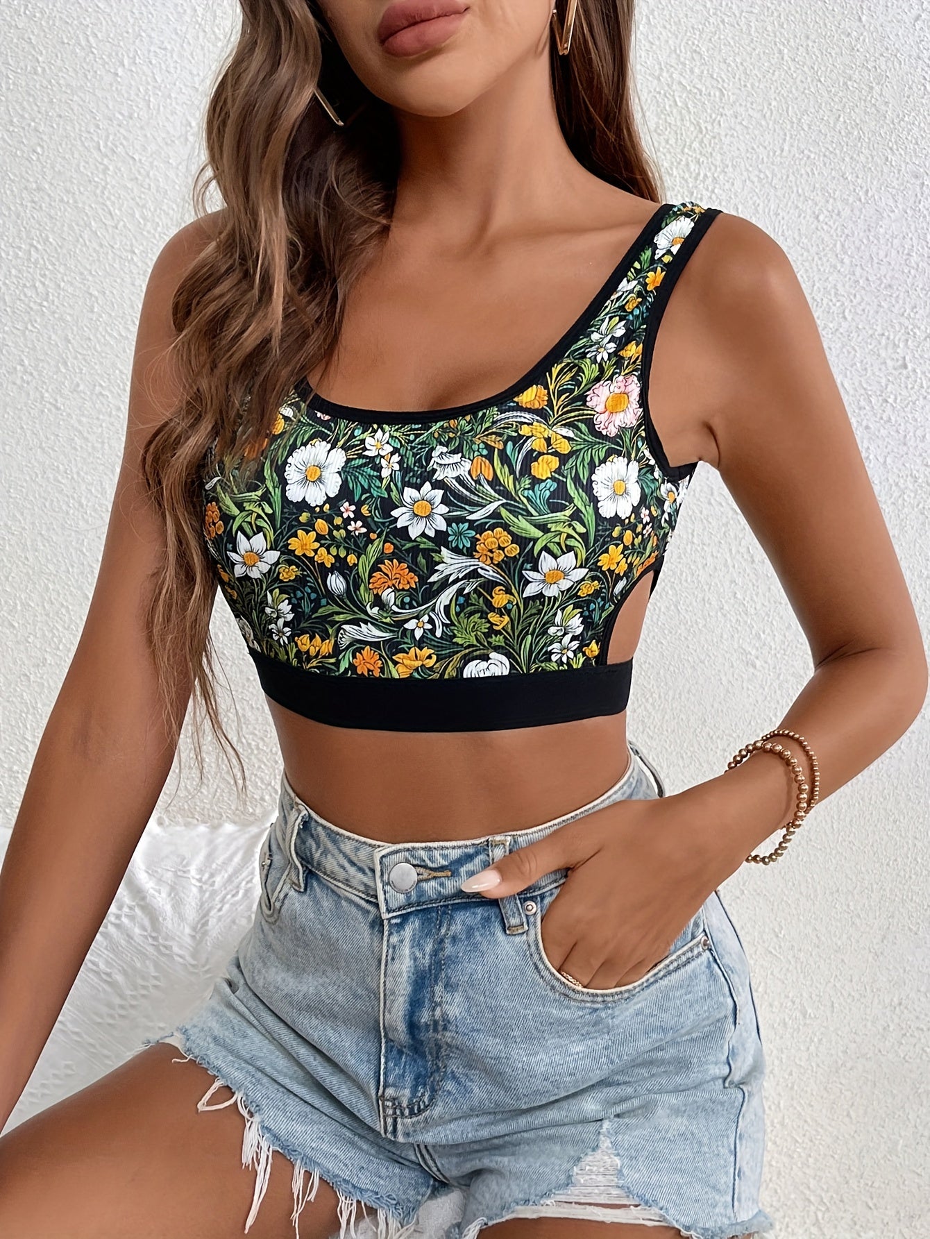 Seamless Floral Print Sports Bra - Comfy Push Up with Contrast Trim