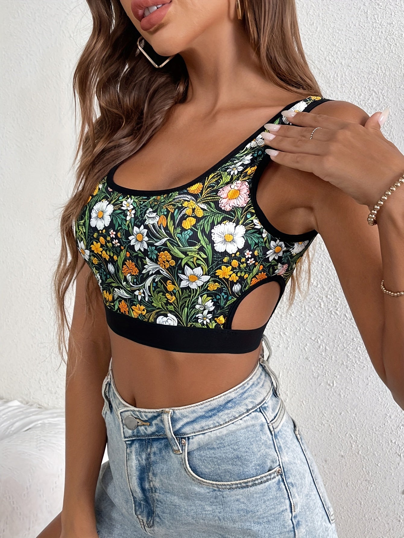 Seamless Floral Print Sports Bra - Comfy Push Up with Contrast Trim