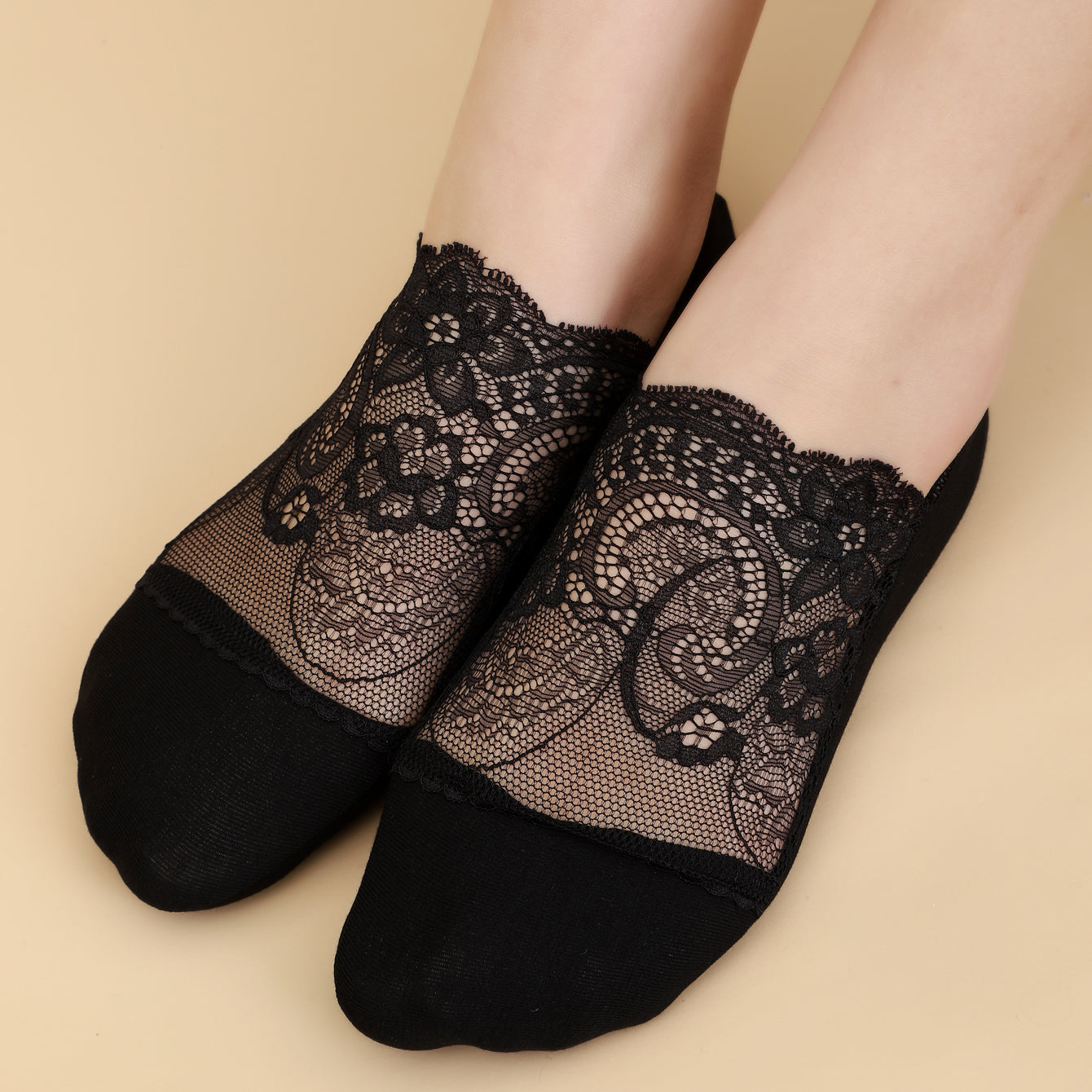 Women's Hidden Boat Socks with Floral Lace Trim, 3 Pairs